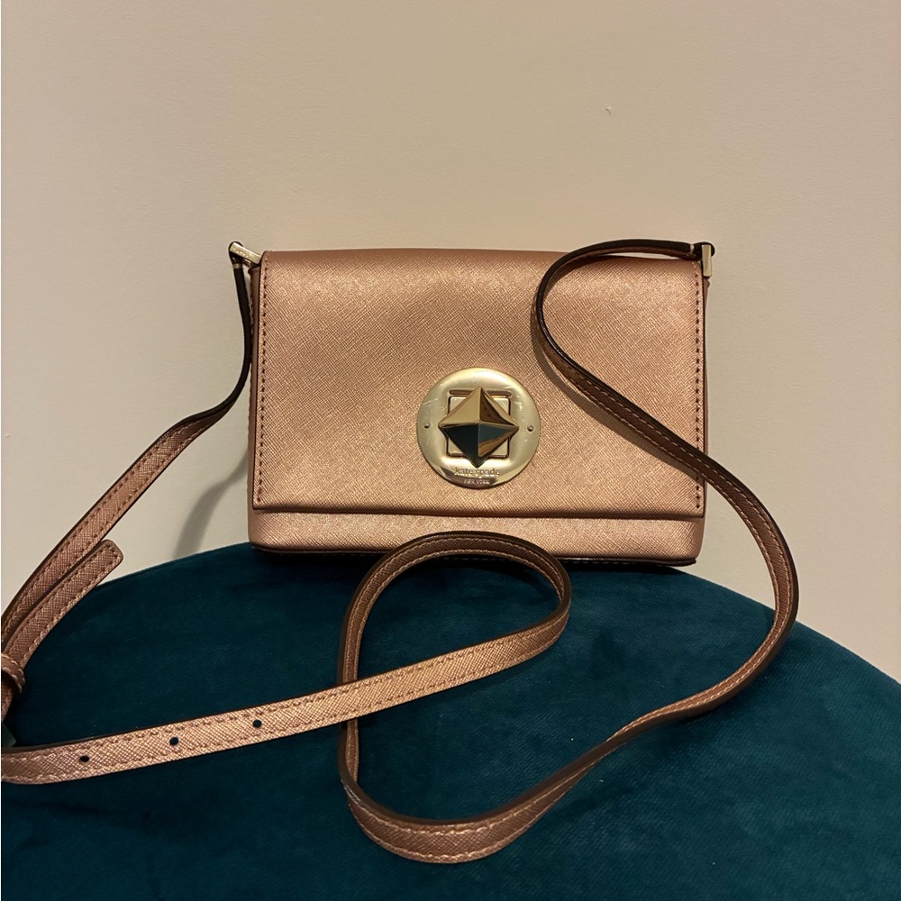 Elegant Kate Spade Rose Gold Metallic Crossbody Bag